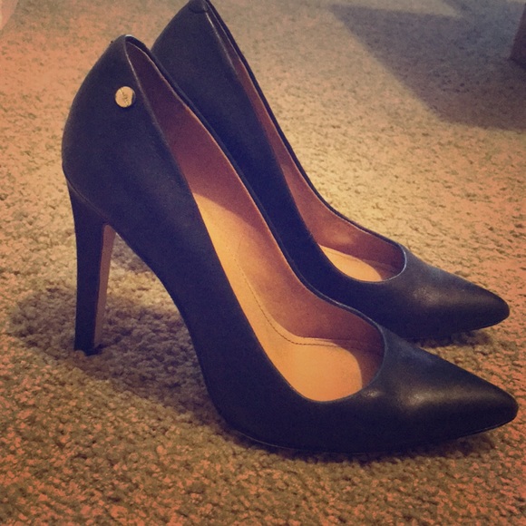 calvin klein pumps brady